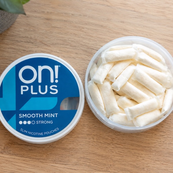 Types of Nicotine Pouches: Pouch Formats and Moistness Explained